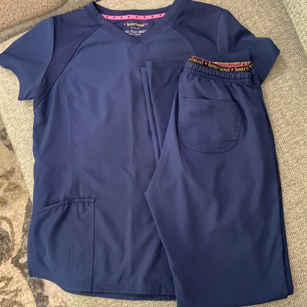 Heart & Soul Navy Blue Scrub Set